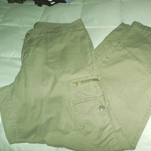 Columbia Olive Green cargo pants Size 14